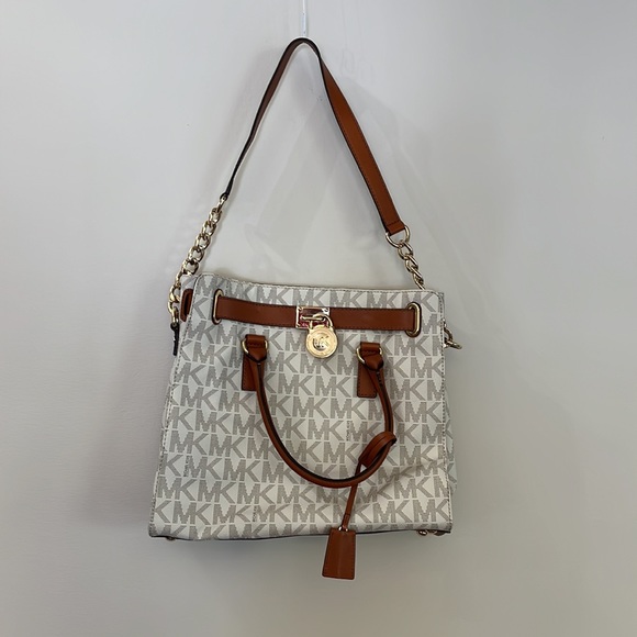 Michael Kors Logo Tote Bag - Leather Bag - Designer - Excellent Condition - Picture 3 of 6